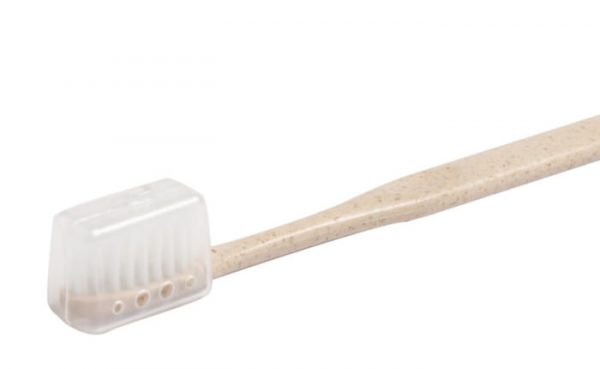 Nachhaltige Zahnbürste Idol mit Borstenschutz-Hülle