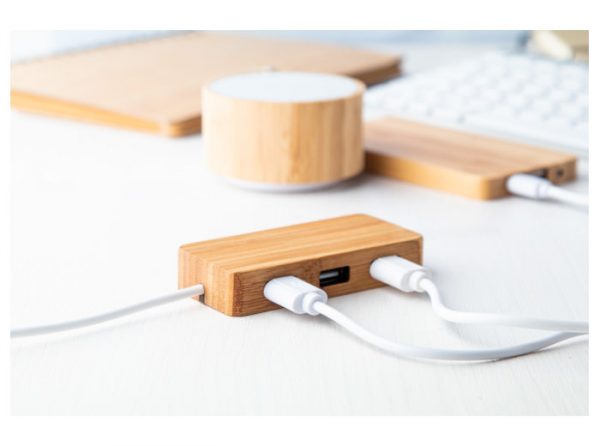 Bambus-Holz USB-Hub Natur mit Kabel